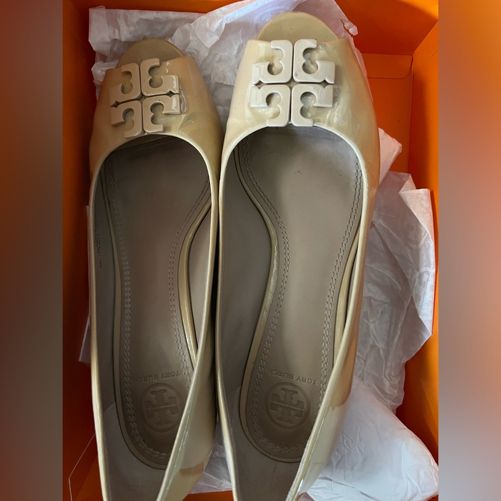 Tory Burch lowell 2 65mm peep toe wedge size 7.5